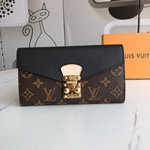 vuitton-wallet